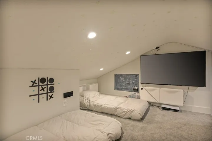 180 Ca-173, Lake Arrowhead, California 92352