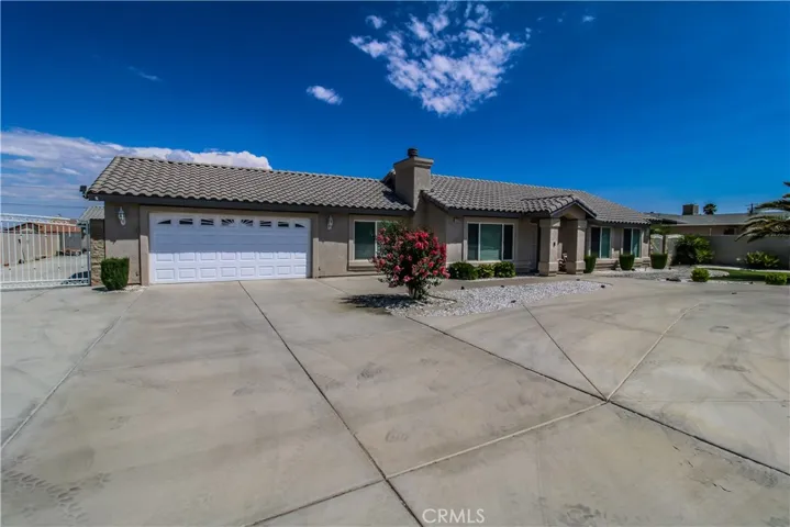 13281 El Rio, Victorville, California 92392