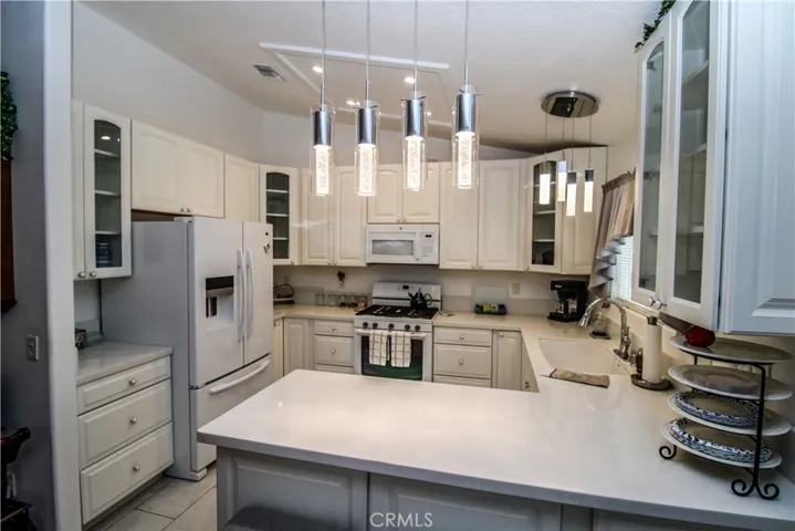 13281 El Rio, Victorville, California 92392