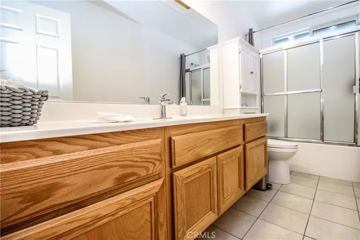 13281 El Rio, Victorville, California 92392