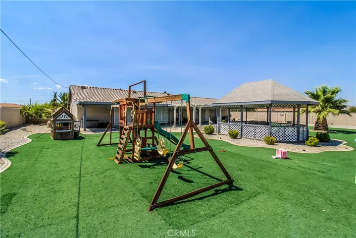 13281 El Rio, Victorville, California 92392