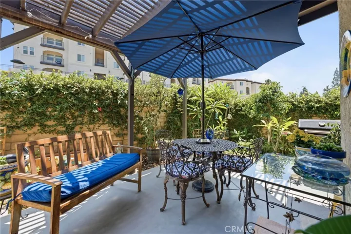 5050 Canyon Crest, Riverside, California 92507