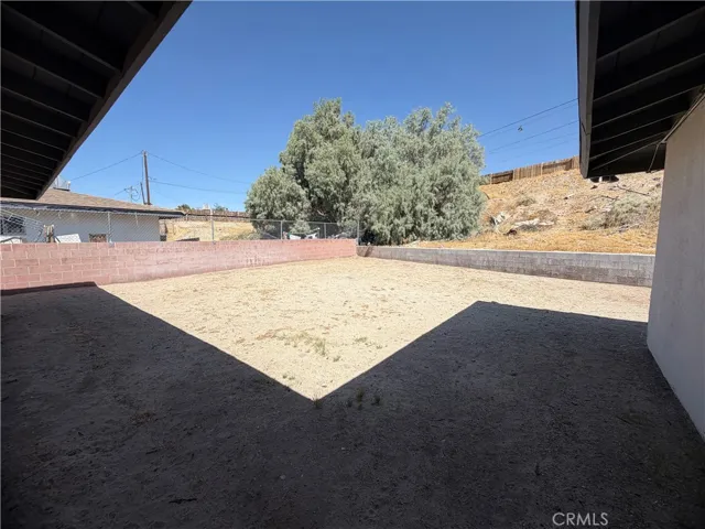 29040 Gabilan Street, Barstow, California 92311