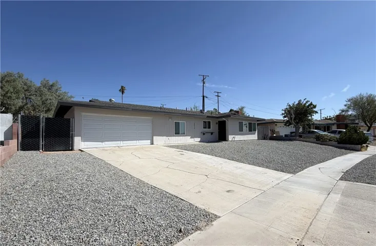 29040 Gabilan Street, Barstow, California 92311