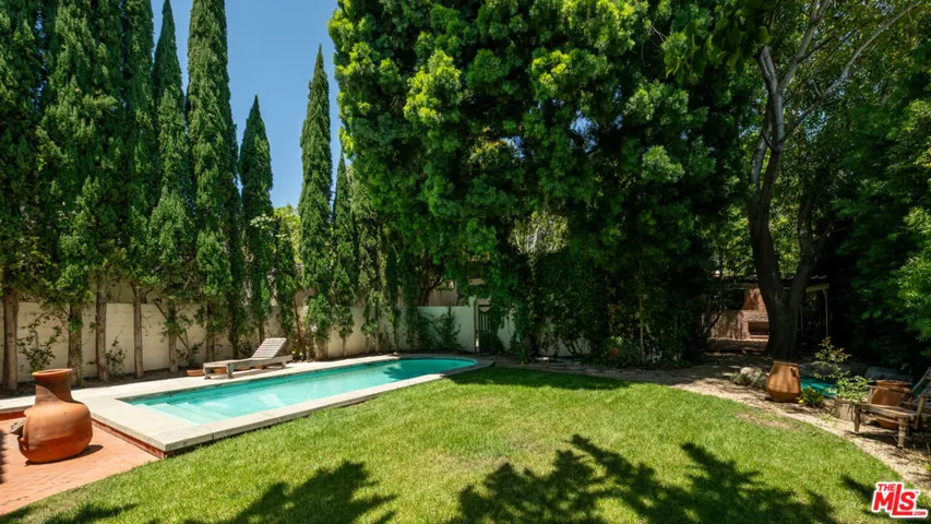 231 23rd Street, Santa Monica, California 90402