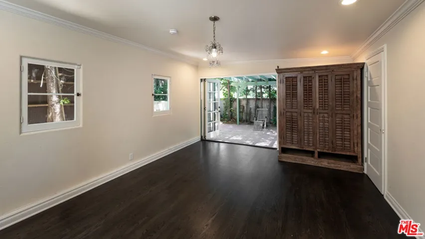 231 23rd Street, Santa Monica, California 90402