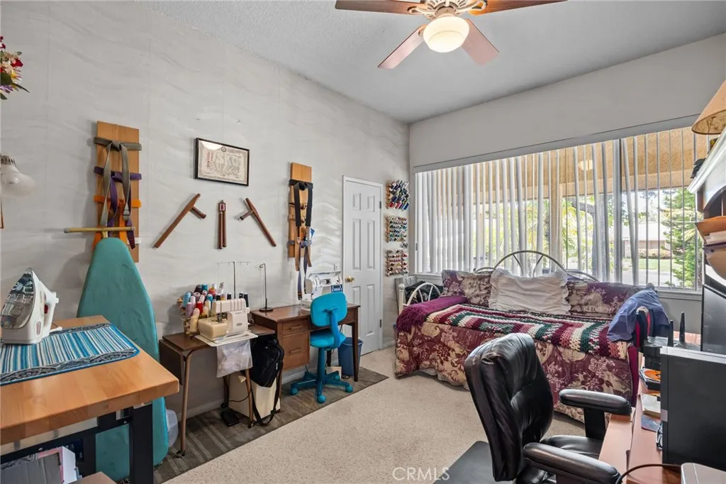 Downstair Bedroom/craft/office