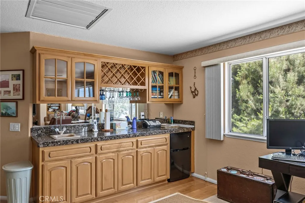 Built-in sink and refrigerator