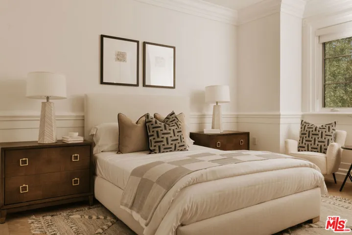 8147 W 4th Street, Los Angeles, California 90048