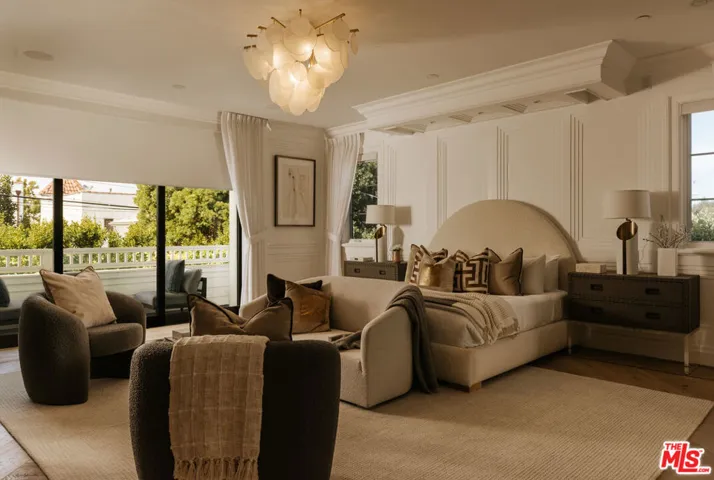8147 W 4th Street, Los Angeles, California 90048