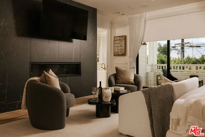 8147 W 4th Street, Los Angeles, California 90048