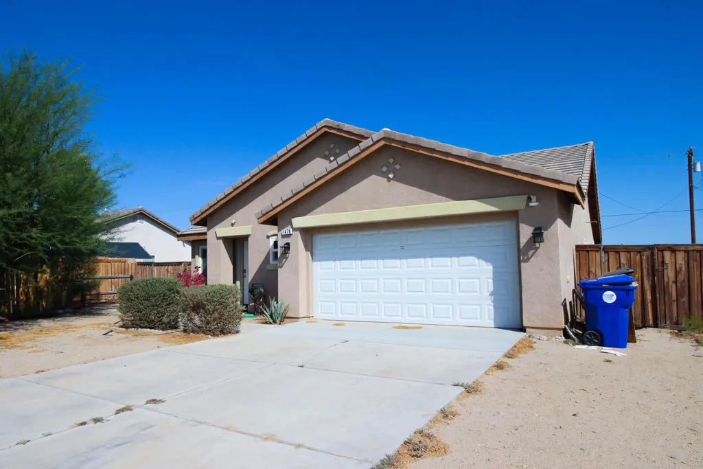 1478 Gemini Ave