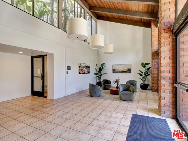 3480 Barham Boulevard 325, Los Angeles, California 90068