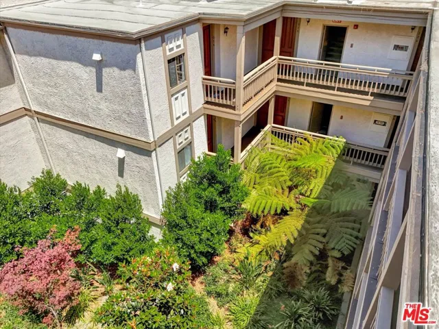 3480 Barham Boulevard 325, Los Angeles, California 90068