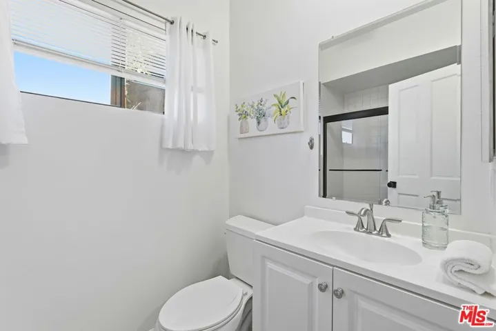 828 S Bedford Street 202, Los Angeles, California 90035
