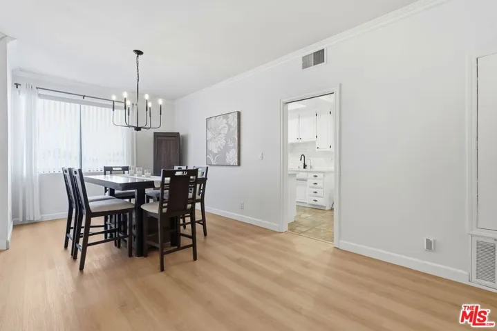 828 S Bedford Street 202, Los Angeles, California 90035