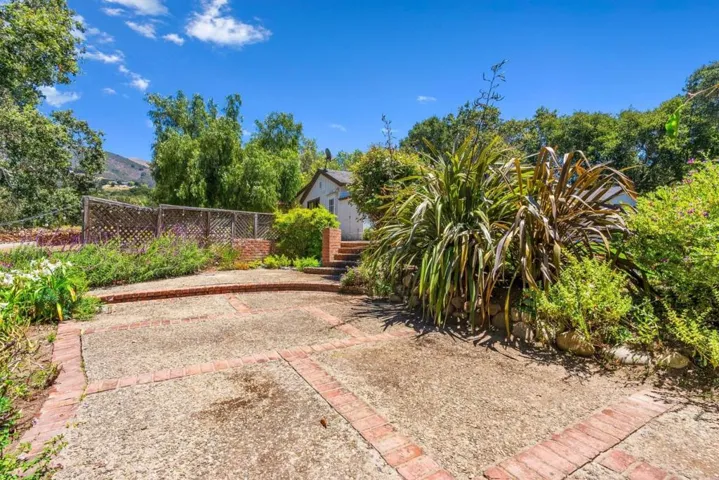 264 W Carmel Valley Road, Carmel Valley, California 93924