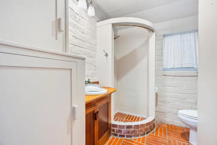 264 W Carmel Valley Road, Carmel Valley, California 93924