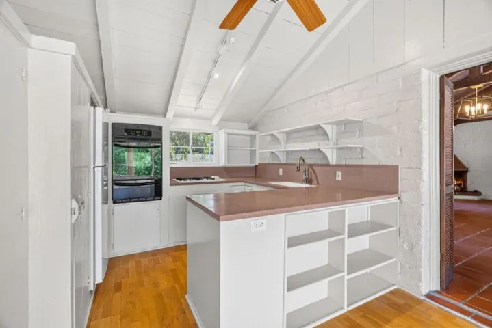 264 W Carmel Valley Road, Carmel Valley, California 93924