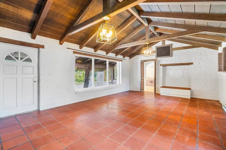 264 W Carmel Valley Road, Carmel Valley, California 93924
