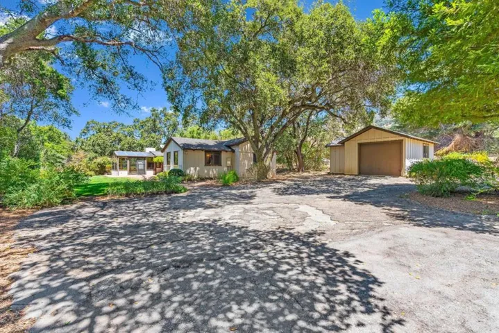 264 W Carmel Valley Road, Carmel Valley, California 93924