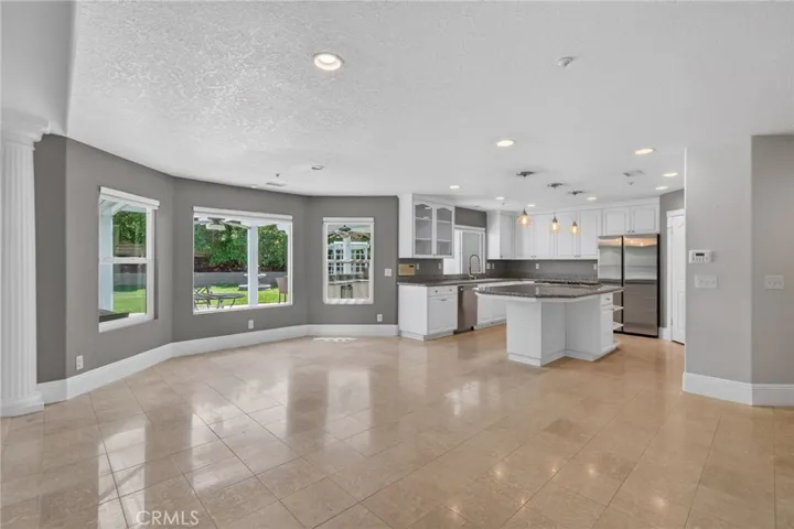 6220 Century Hill, Riverside, California 92506
