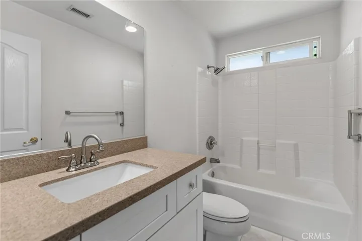 6220 Century Hill, Riverside, California 92506