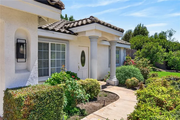 6220 Century Hill, Riverside, California 92506