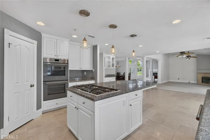 6220 Century Hill, Riverside, California 92506