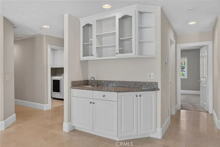 6220 Century Hill, Riverside, California 92506