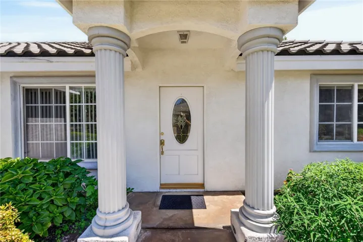 6220 Century Hill, Riverside, California 92506