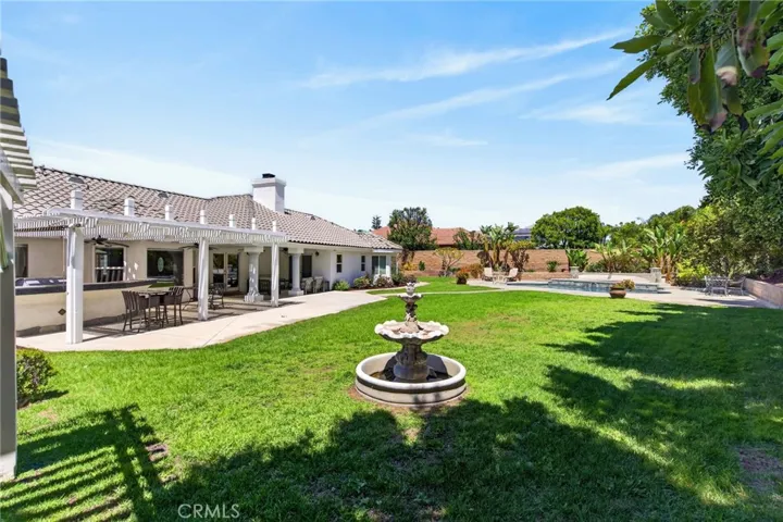 6220 Century Hill, Riverside, California 92506