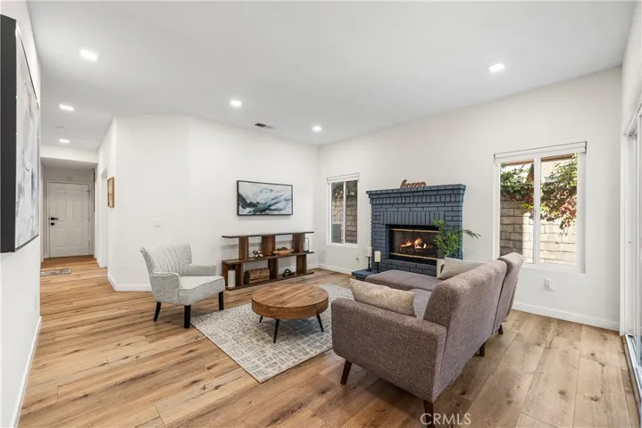 15660 Trollope Court, Moorpark, California 93021