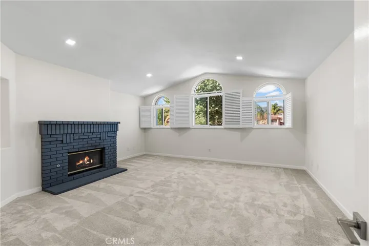 15660 Trollope Court, Moorpark, California 93021