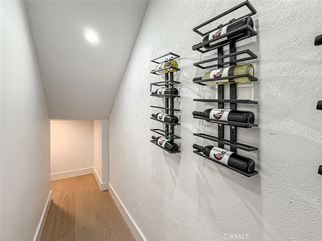 5134 Medina, Woodland Hills, California 91364