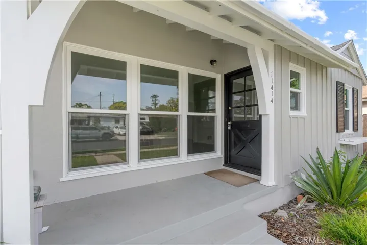 11414 Francis, Los Angeles, California 90066
