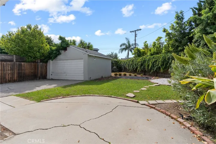 11414 Francis, Los Angeles, California 90066