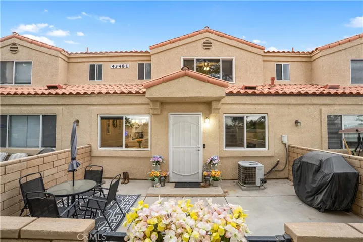 43481 30th W 2, Lancaster, California 93536