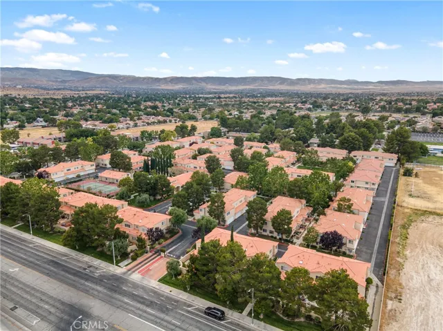 43481 30th W 2, Lancaster, California 93536
