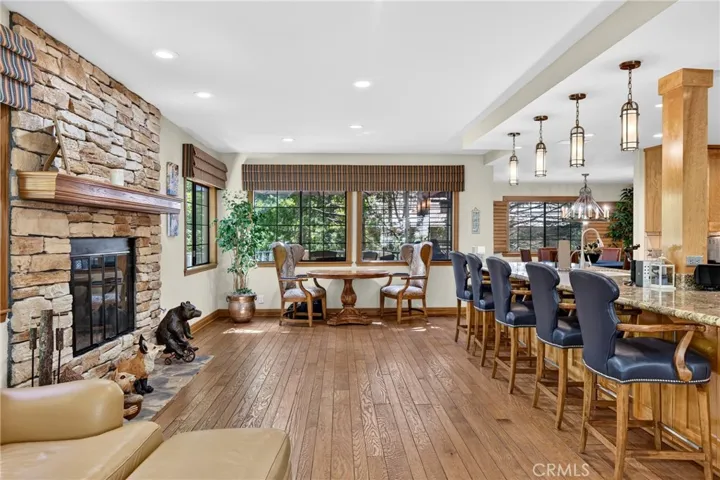 27547 Meadow Bay Drive, Lake Arrowhead, California 92352