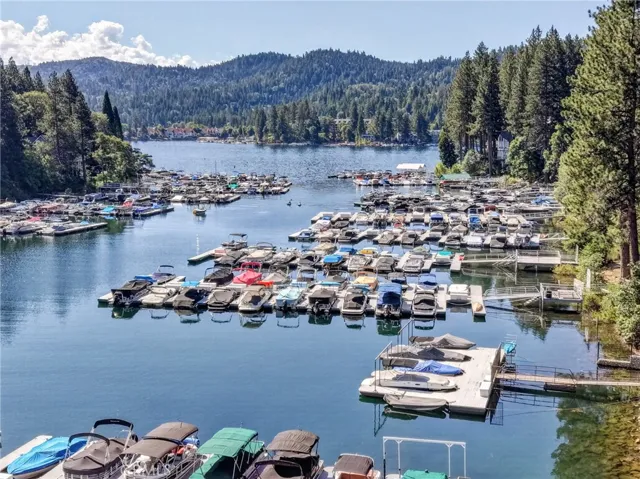 27547 Meadow Bay Drive, Lake Arrowhead, California 92352