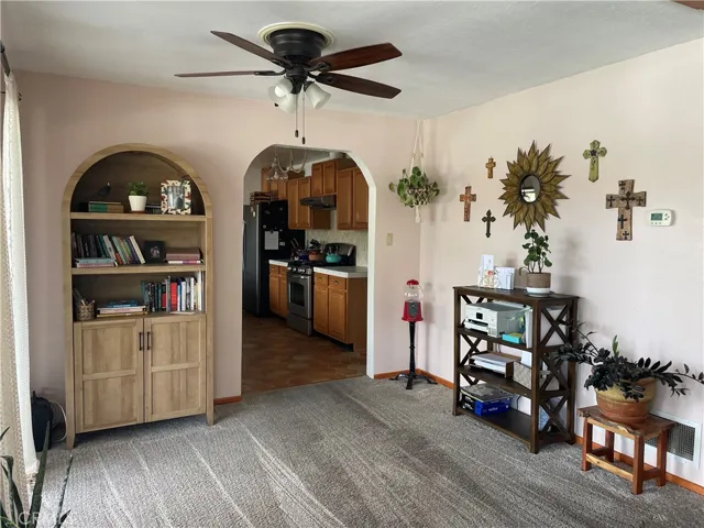 27815 Panamint Road, Barstow, California 92311