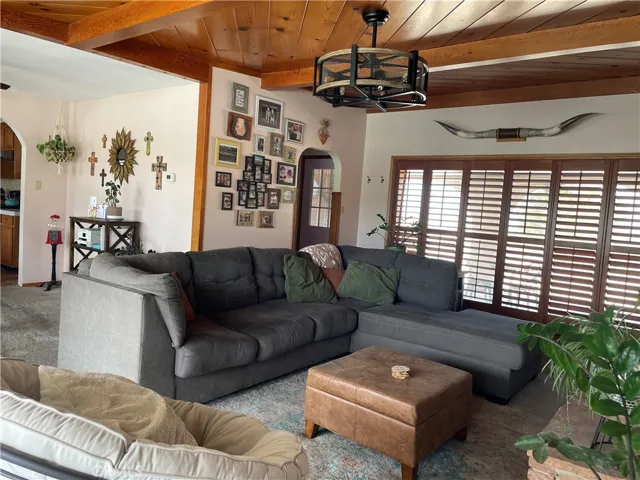 27815 Panamint Road, Barstow, California 92311