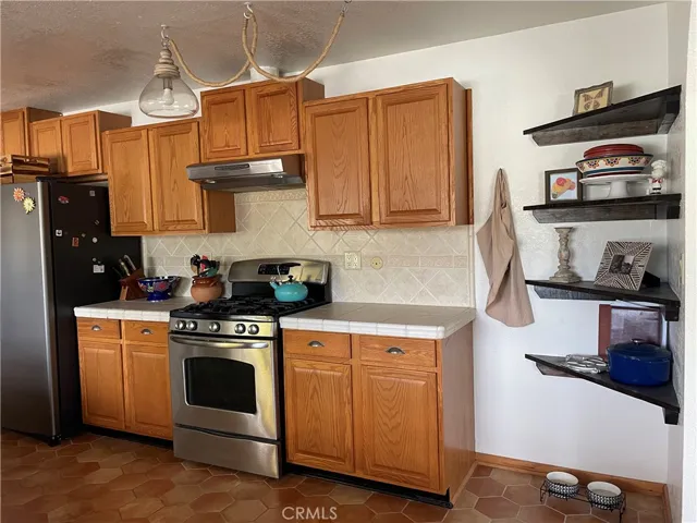 27815 Panamint Road, Barstow, California 92311