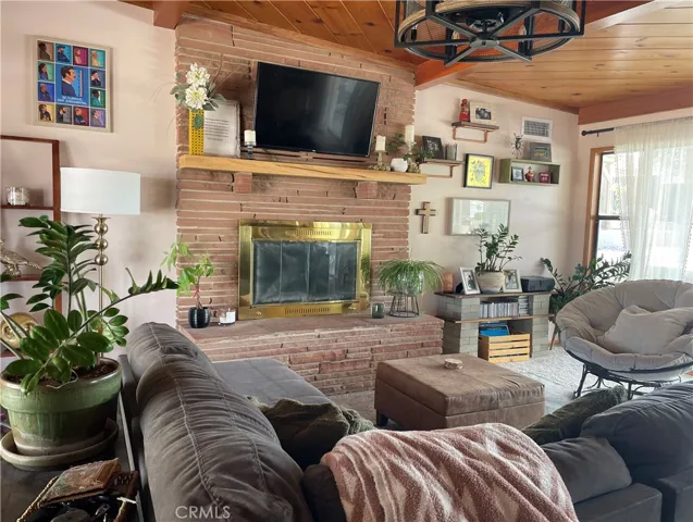 27815 Panamint Road, Barstow, California 92311