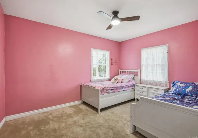 943 Park Hill Drive, Escondido, California 92025