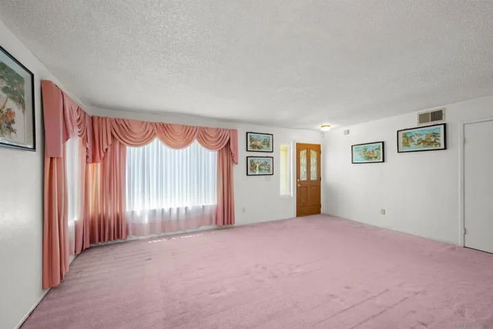 6920 Simi Place, San Diego, California 92139
