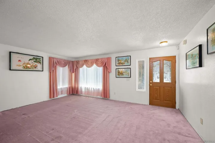 6920 Simi Place, San Diego, California 92139