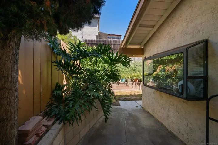 6920 Simi Place, San Diego, California 92139