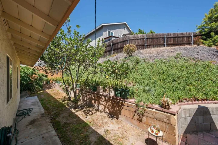 6920 Simi Place, San Diego, California 92139